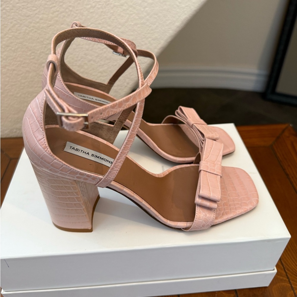 Tabitha Simmons Pink Blush Croc-Embossed Bow Chunky Heels Made in Italy